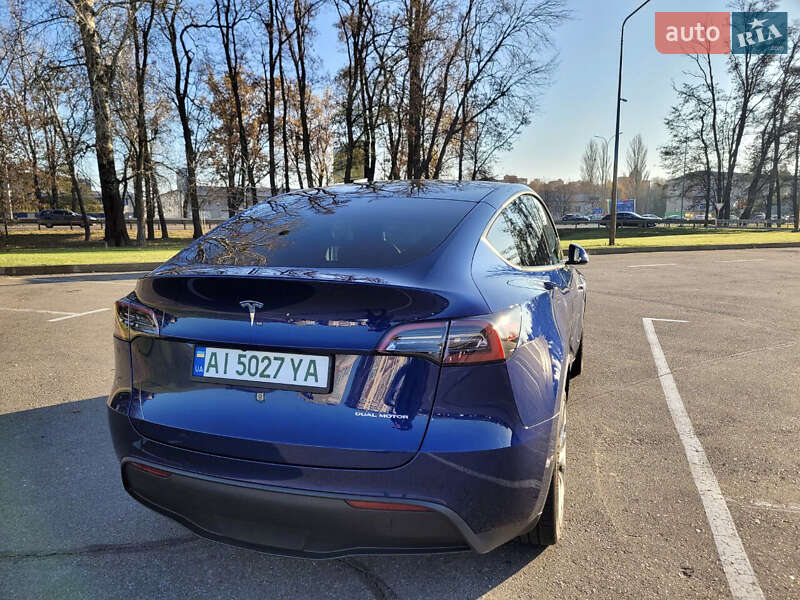 Позашляховик / Кросовер Tesla Model Y 2021 в Києві