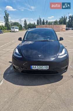 Внедорожник / Кроссовер Tesla Model Y 2021 в Киеве