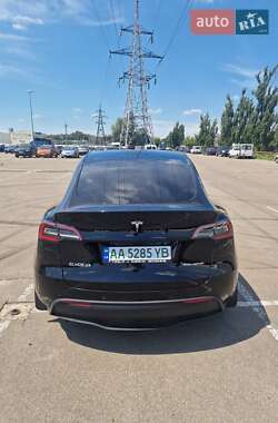 Внедорожник / Кроссовер Tesla Model Y 2021 в Киеве