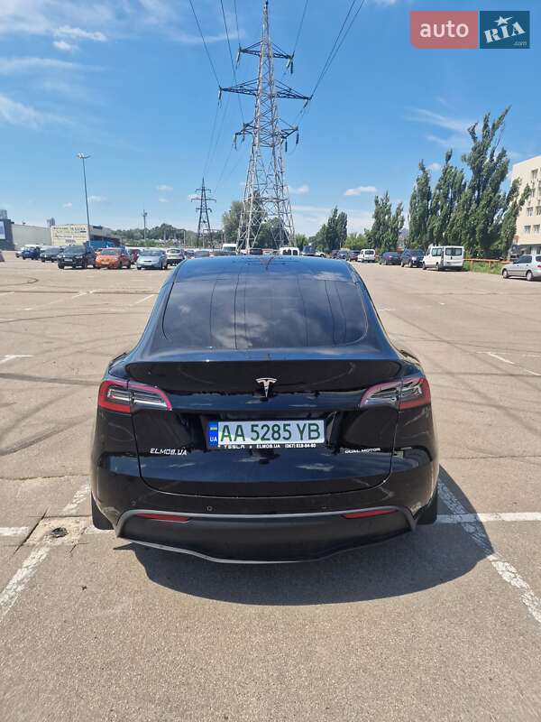 Внедорожник / Кроссовер Tesla Model Y 2021 в Киеве