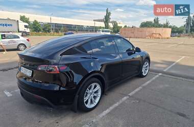 Внедорожник / Кроссовер Tesla Model Y 2021 в Киеве