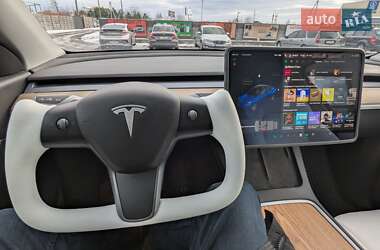 Позашляховик / Кросовер Tesla Model Y 2021 в Києві фото 6 Позашляховик / Кросовер Tesla Model Y 2021 в Києві