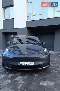 Внедорожник / Кроссовер Tesla Model Y 2023 в Ивано-Франковске