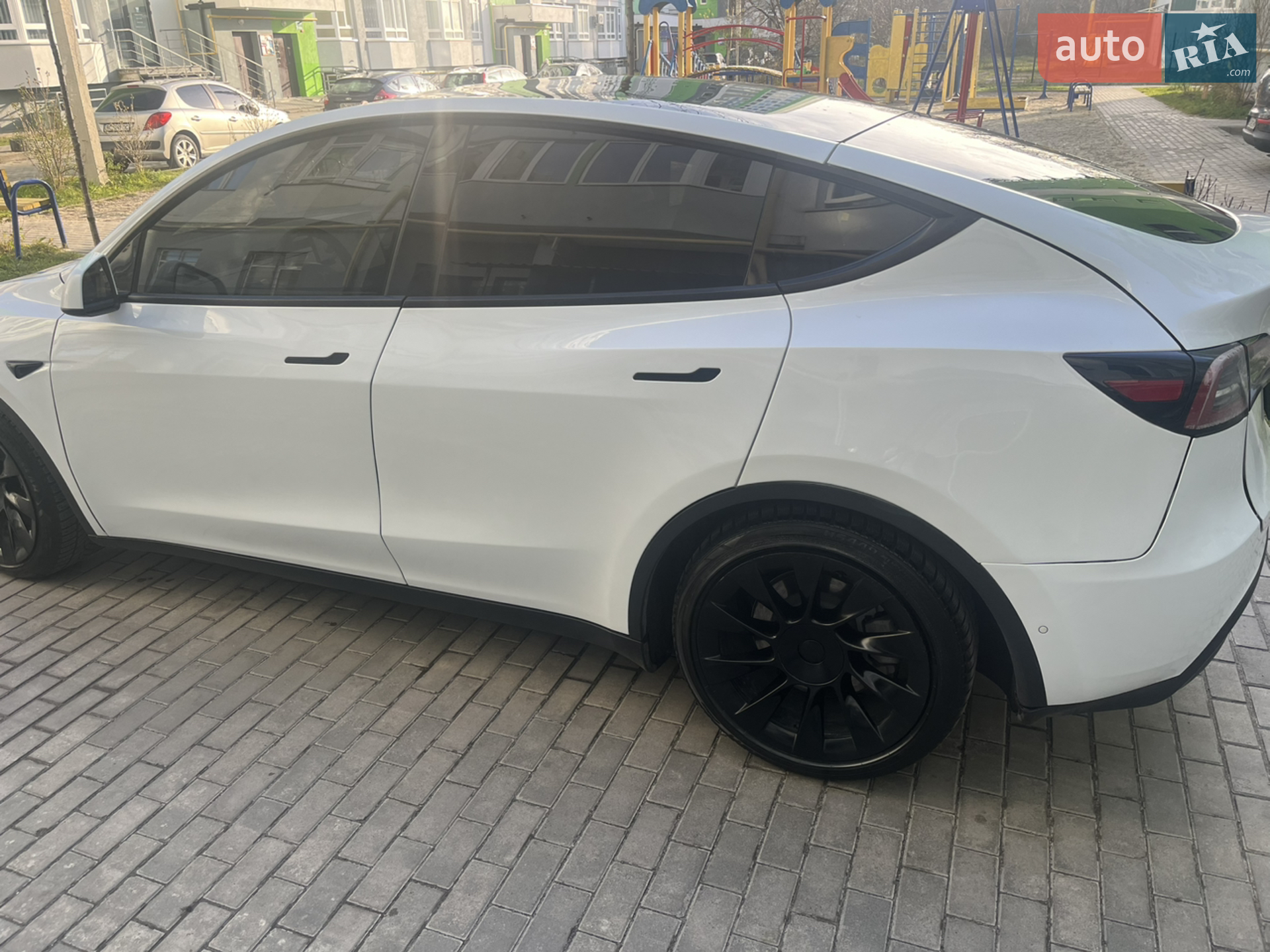 2021 Tesla Model Y - мініатюра 10