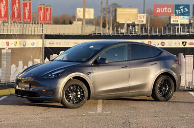 Внедорожник / Кроссовер Tesla Model Y 2023 в Киеве