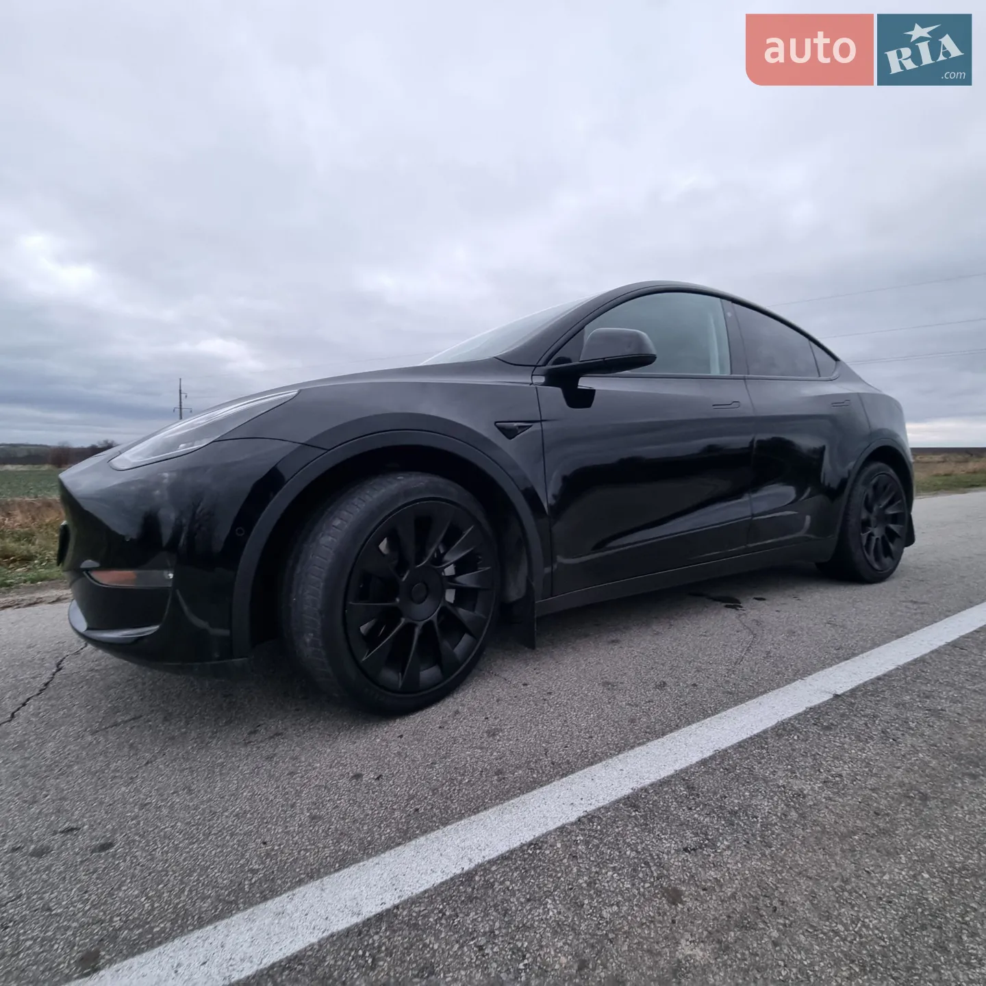 2020 Tesla Model Y - мініатюра 9