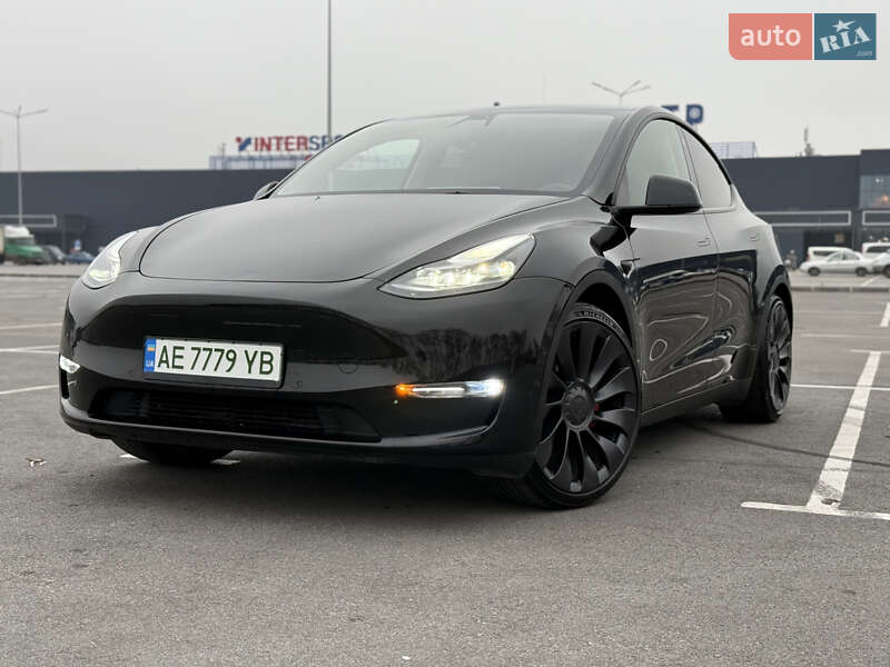 Внедорожник / Кроссовер Tesla Model Y 2022 в Днепре