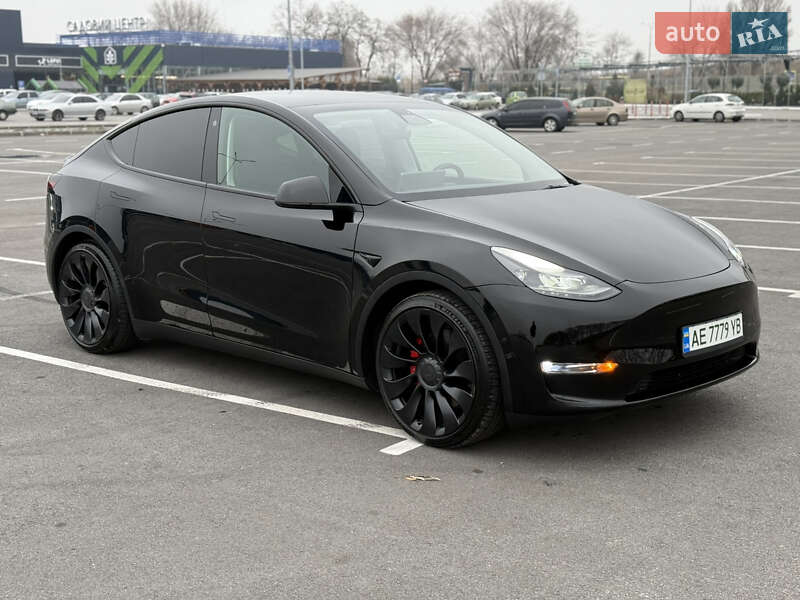Внедорожник / Кроссовер Tesla Model Y 2022 в Днепре