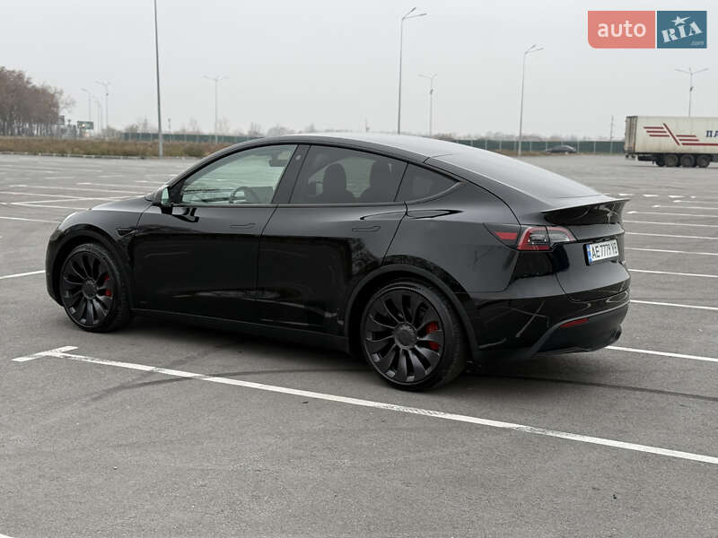 Внедорожник / Кроссовер Tesla Model Y 2022 в Днепре