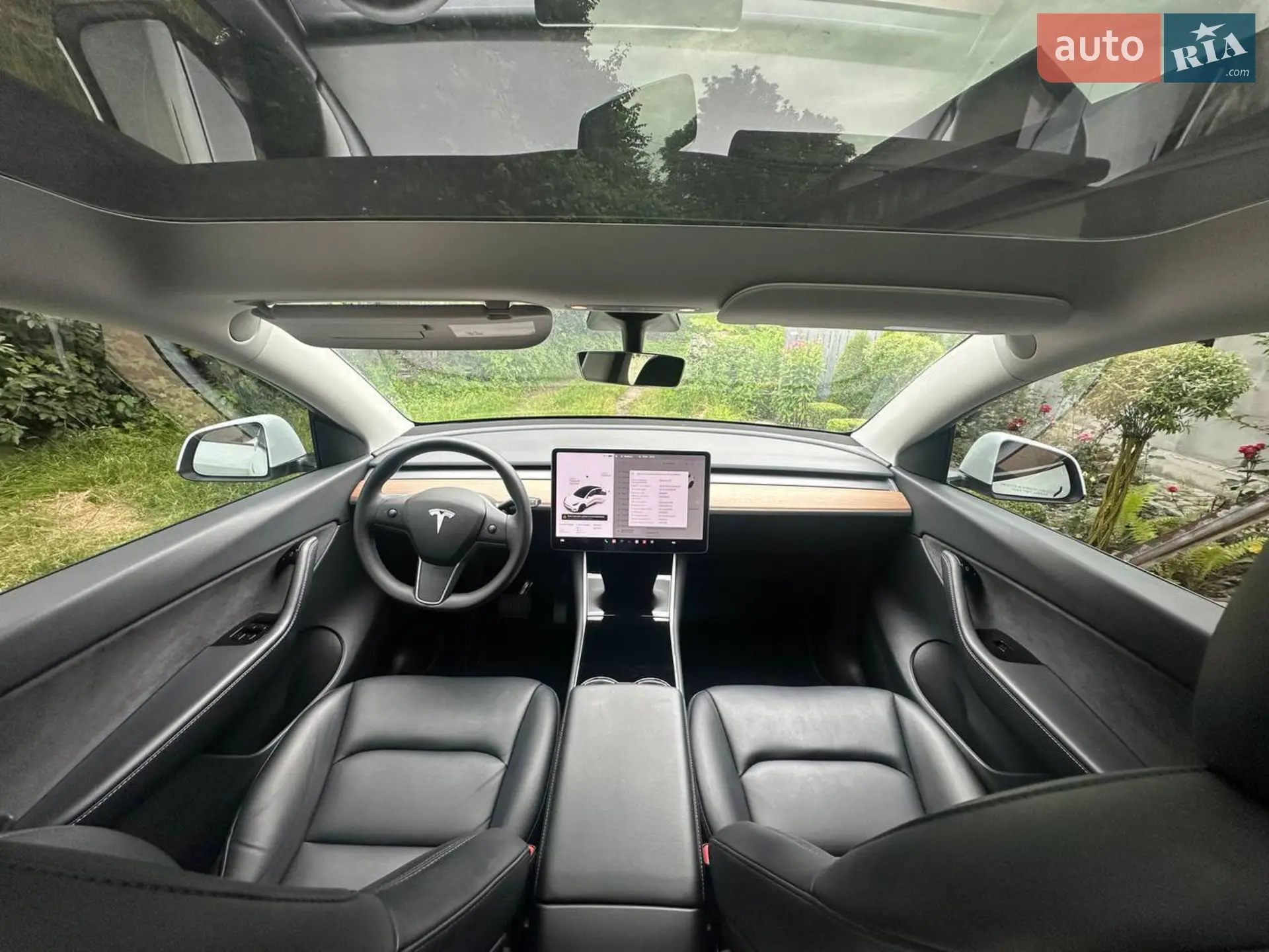 2020 Tesla Model Y - мініатюра 17