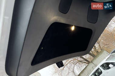 Внедорожник / Кроссовер Tesla Model Y 2021 в 