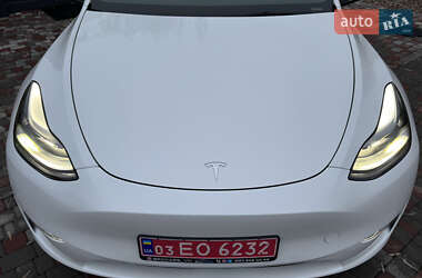 Внедорожник / Кроссовер Tesla Model Y 2021 в 