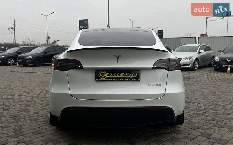 Позашляховик / Кросовер Tesla Model Y 2023 в Мукачевому