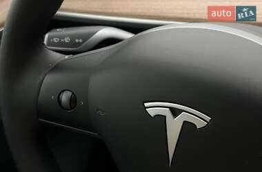 Внедорожник / Кроссовер Tesla Model Y 2023 в 