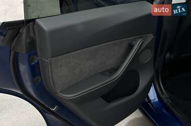 Внедорожник / Кроссовер Tesla Model Y 2023 в 