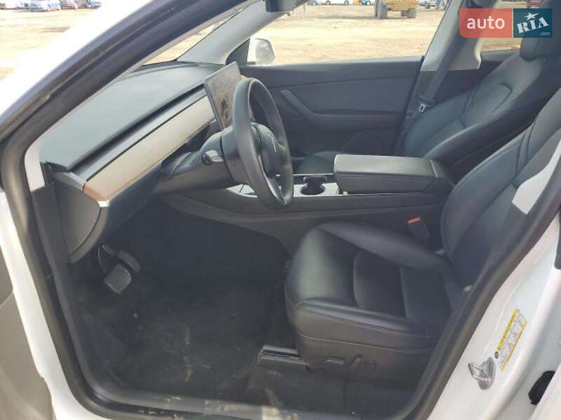 Внедорожник / Кроссовер Tesla Model Y 2020 в Одессе фото 7 Внедорожник / Кроссовер Tesla Model Y 2020 в Одессе