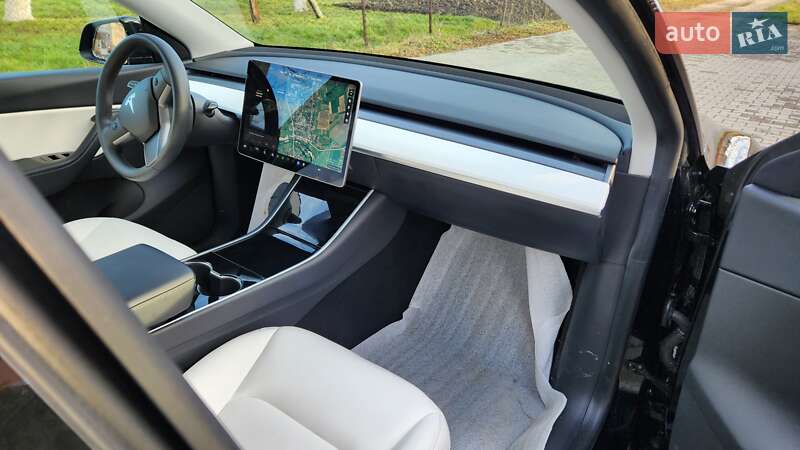 Позашляховик / Кросовер Tesla Model Y 2020 в Львові