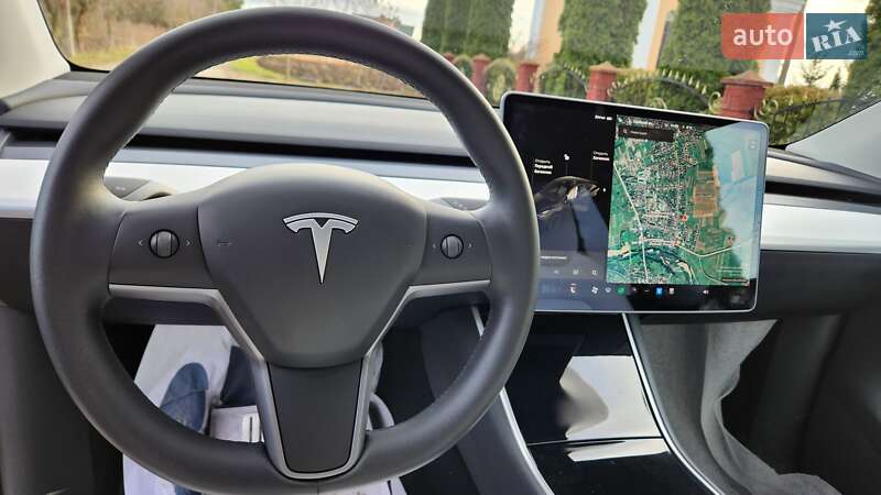 Позашляховик / Кросовер Tesla Model Y 2020 в Львові