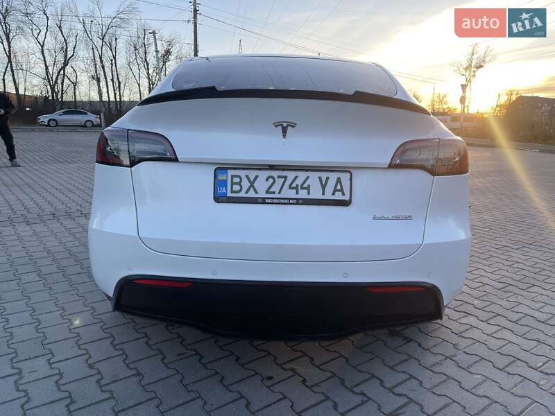 Позашляховик / Кросовер Tesla Model Y 2022 в Хмельницькому