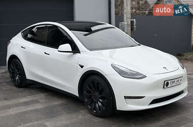 Внедорожник / Кроссовер Tesla Model Y 2021 в Киеве