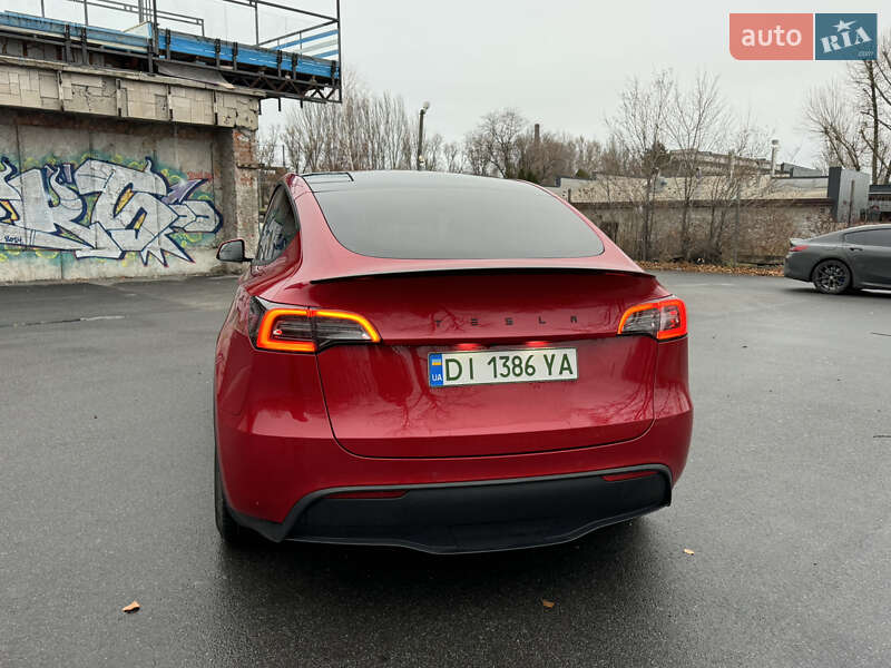 Позашляховик / Кросовер Tesla Model Y 2022 в Дніпрі