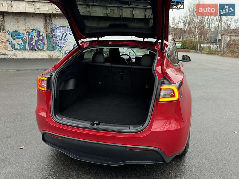 Позашляховик / Кросовер Tesla Model Y 2022 в Дніпрі