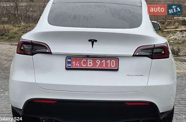 Внедорожник / Кроссовер Tesla Model Y 2023 в Львове