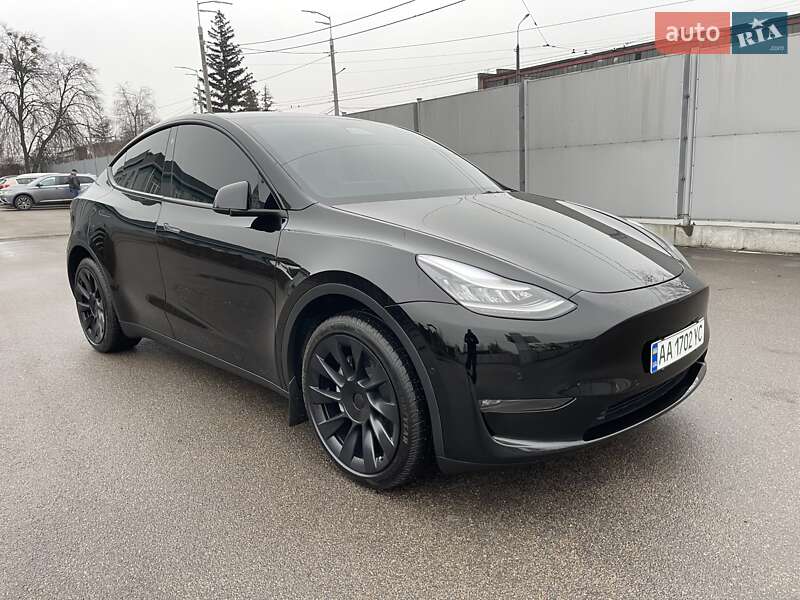 Внедорожник / Кроссовер Tesla Model Y 2022 в Киеве