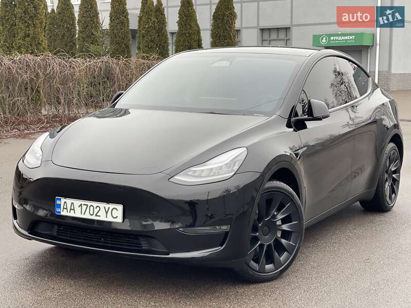 Внедорожник / Кроссовер Tesla Model Y 2022 в Киеве