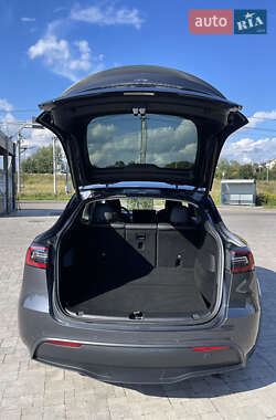 Внедорожник / Кроссовер Tesla Model Y 2021 в 