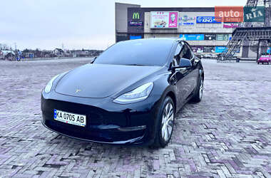 Позашляховик / Кросовер Tesla Model Y 2023 в Харкові