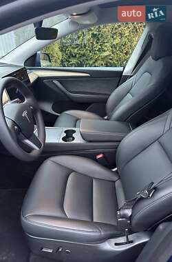 Внедорожник / Кроссовер Tesla Model Y 2023 в 
