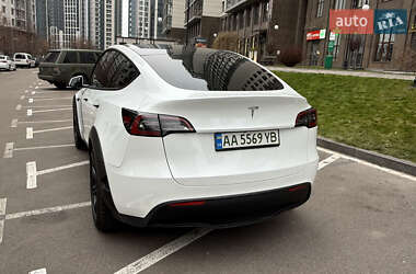 Внедорожник / Кроссовер Tesla Model Y 2022 в 