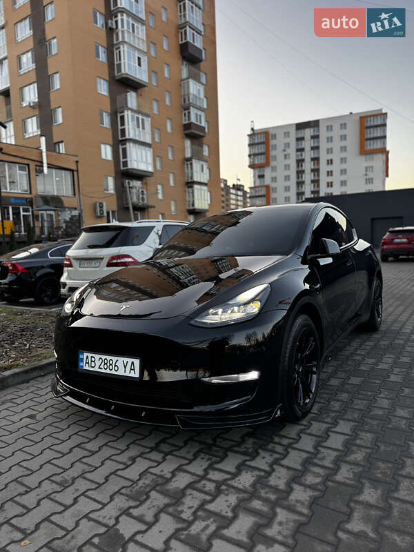 Внедорожник / Кроссовер Tesla Model Y 2023 в Хмельницком