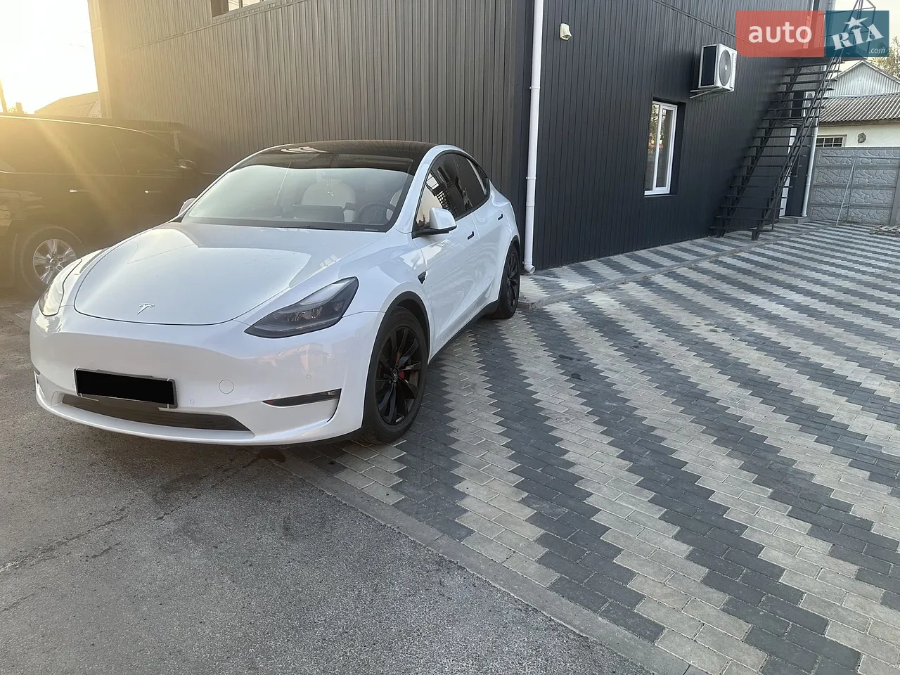 2021 Tesla Model Y - мініатюра 18