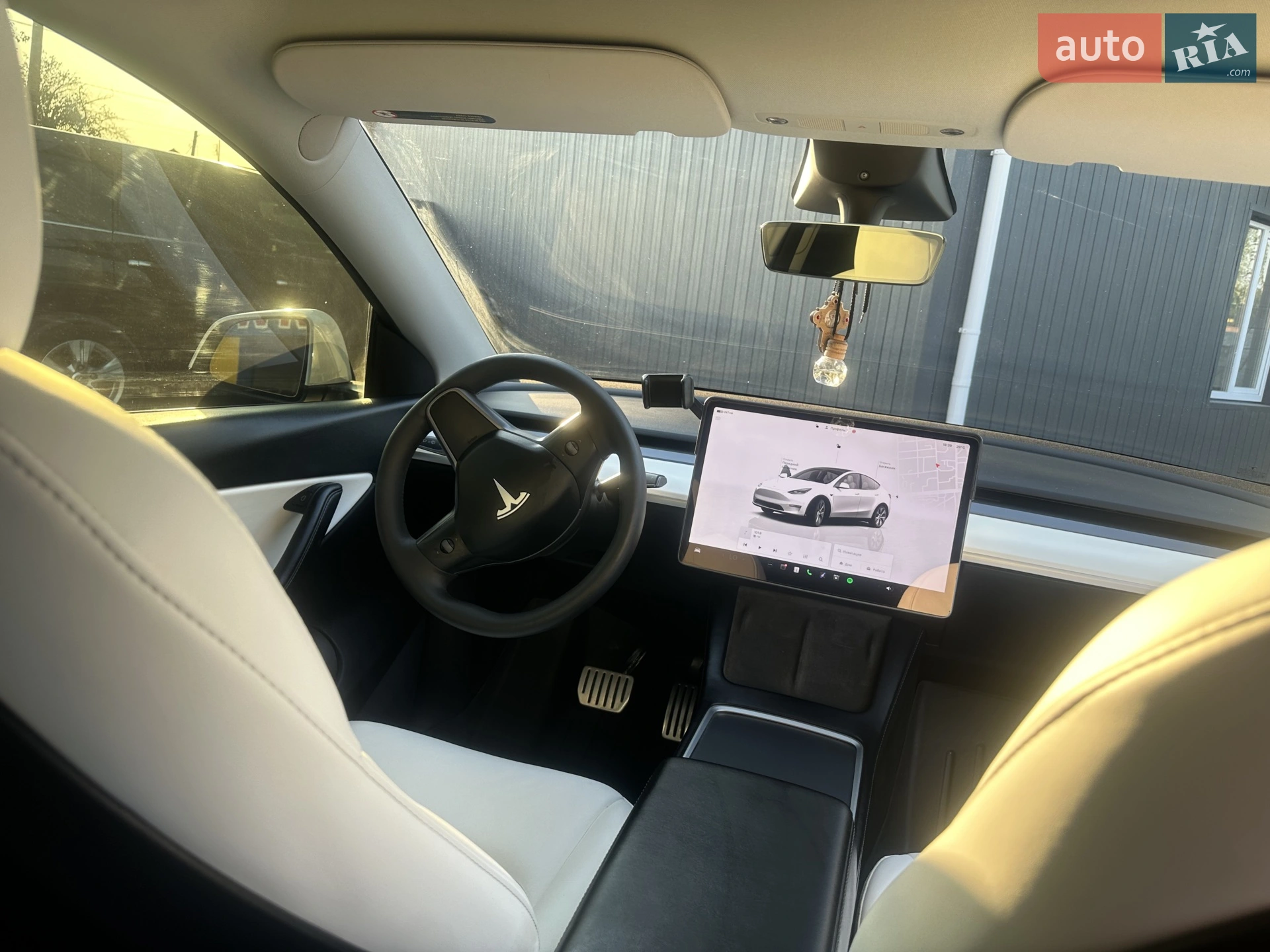 2022 Tesla Model Y - мініатюра 29