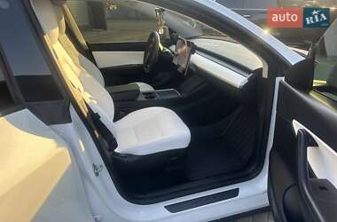 Внедорожник / Кроссовер Tesla Model Y 2022 в 