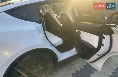Внедорожник / Кроссовер Tesla Model Y 2022 в 