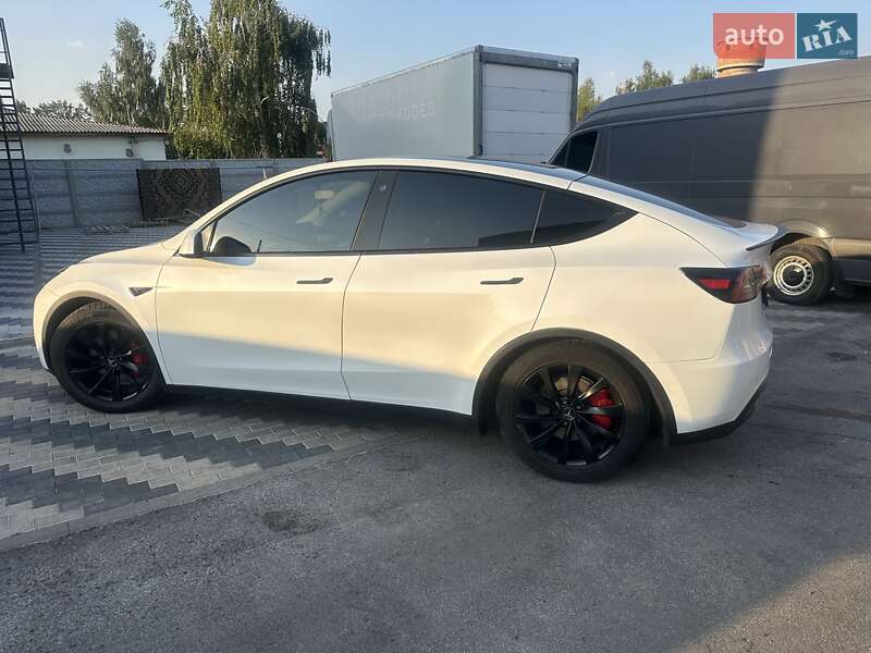 Внедорожник / Кроссовер Tesla Model Y 2022 в 