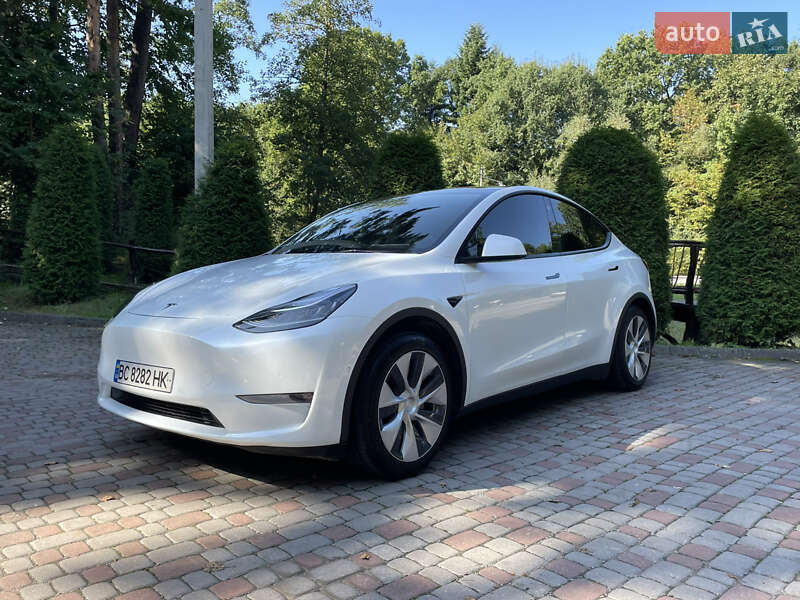 Позашляховик / Кросовер Tesla Model Y 2021 в Трускавці