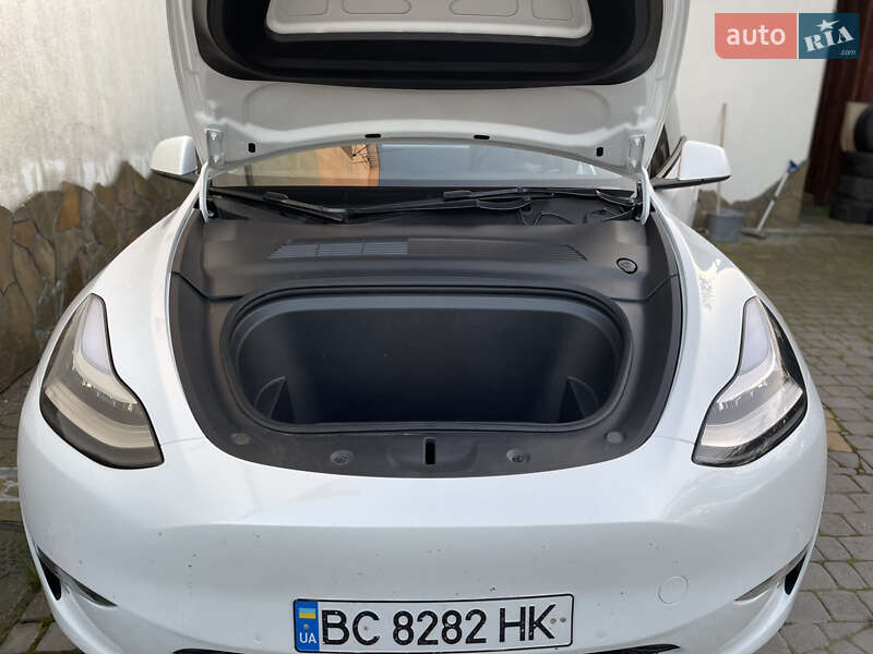 Позашляховик / Кросовер Tesla Model Y 2021 в Трускавці