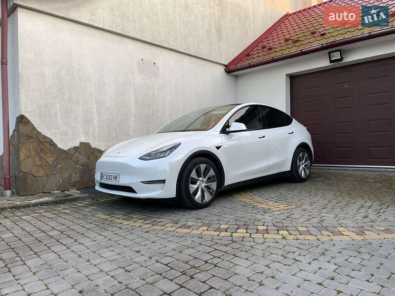Позашляховик / Кросовер Tesla Model Y 2021 в Трускавці