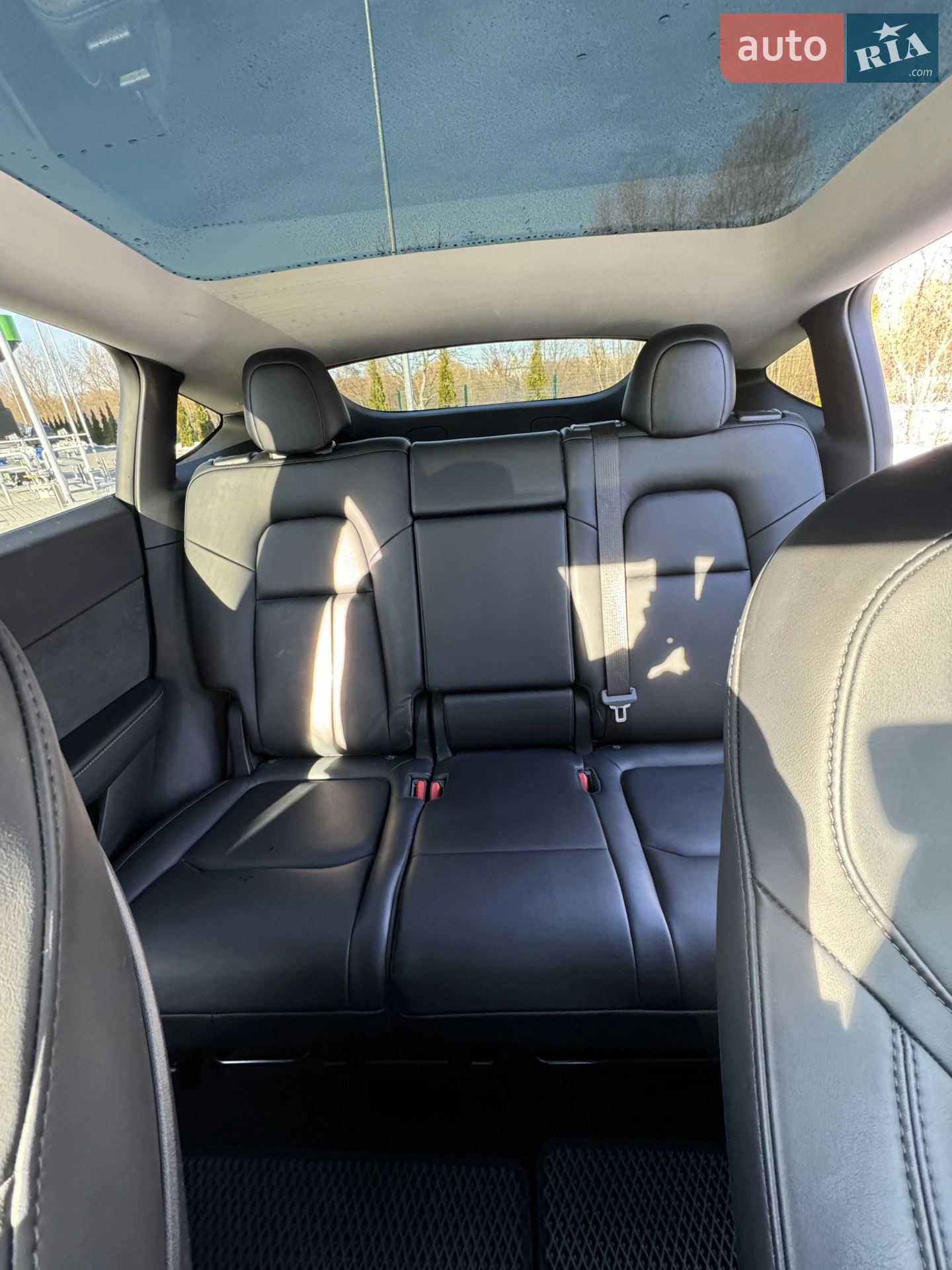 2021 Tesla Model Y - мініатюра 6