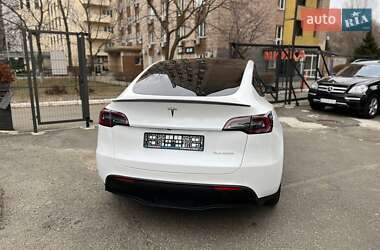 Внедорожник / Кроссовер Tesla Model Y 2021 в 