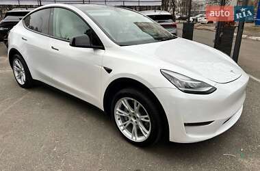 Внедорожник / Кроссовер Tesla Model Y 2021 в 