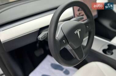 Внедорожник / Кроссовер Tesla Model Y 2021 в 