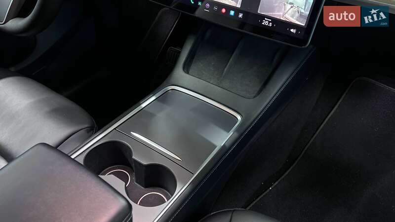 Позашляховик / Кросовер Tesla Model Y 2021 в Києві