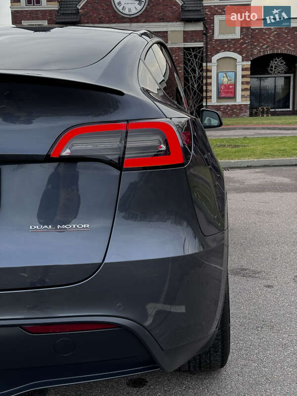 Позашляховик / Кросовер Tesla Model Y 2022 в Києві