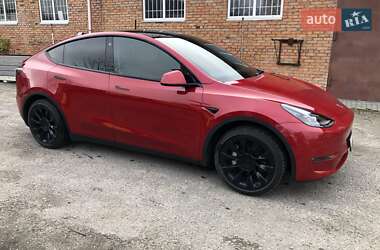 Внедорожник / Кроссовер Tesla Model Y 2021 в 