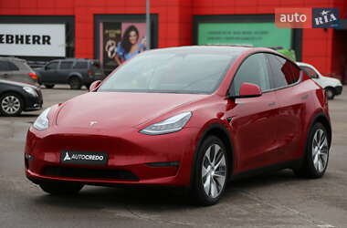 Внедорожник / Кроссовер Tesla Model Y 2020 в Киеве